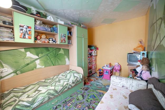 3-х комнатную квартиру в панельном доме