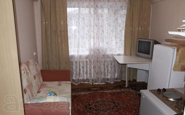Сдам гостинку срочно Белинского улица, дом 30.